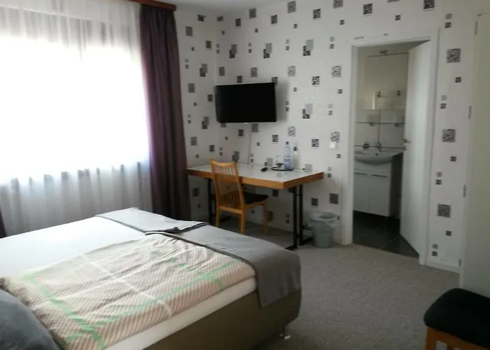 Bernhardine Knüllwald